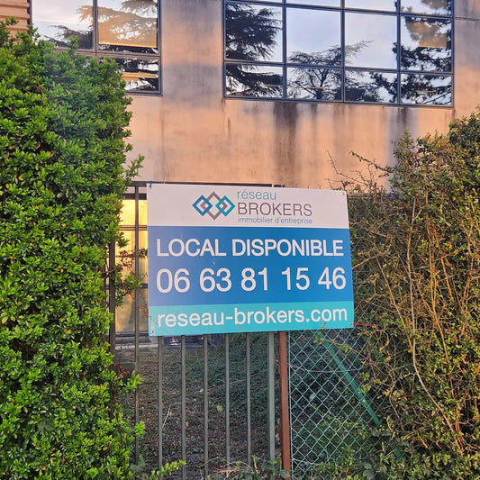 Panneau Akilux 3 mm personnalisé pas cher – impression grand format pour affichage chantier et immobilier