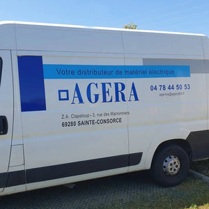 Adhésif pour voiture lettres découpées