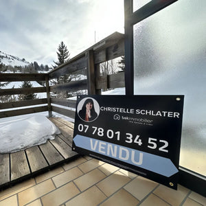 Panneau immobilier en Akilux, impression au format standard, avec 4 oeillets