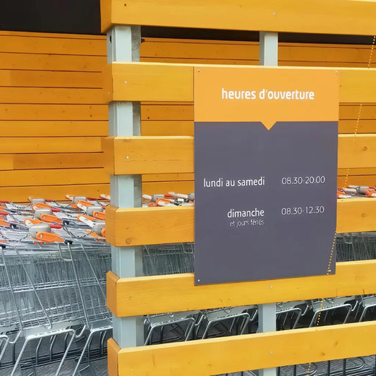 Plaque Dibond pour horaires de magasin
